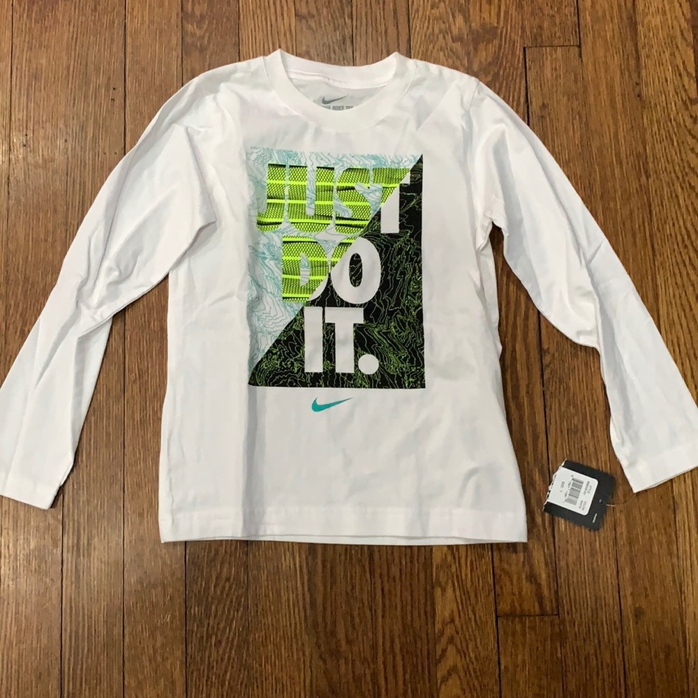NWT Kids Nike Long Sleeve Just Do It T-shirt- Size 7